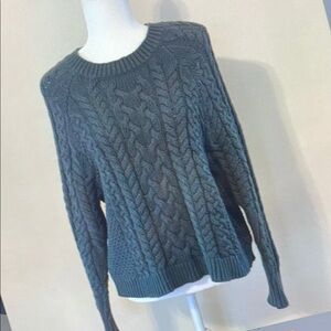 Cable Knit Sweater - Gray